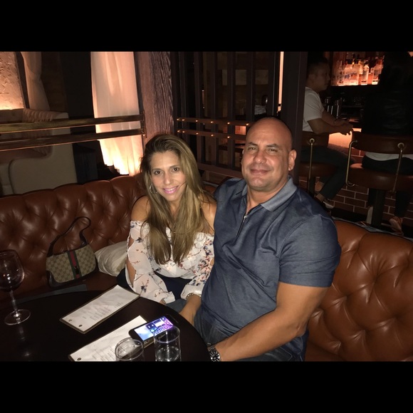 Meet your Posher, Yezenia - Picture 1 of 1